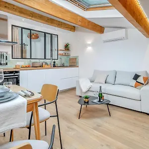 Les Nids De La Diane - Appart'conforts Aparthotel